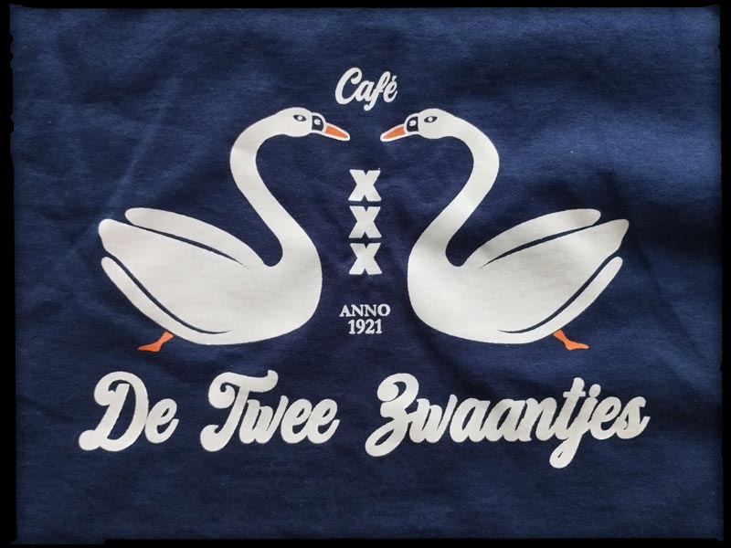 café